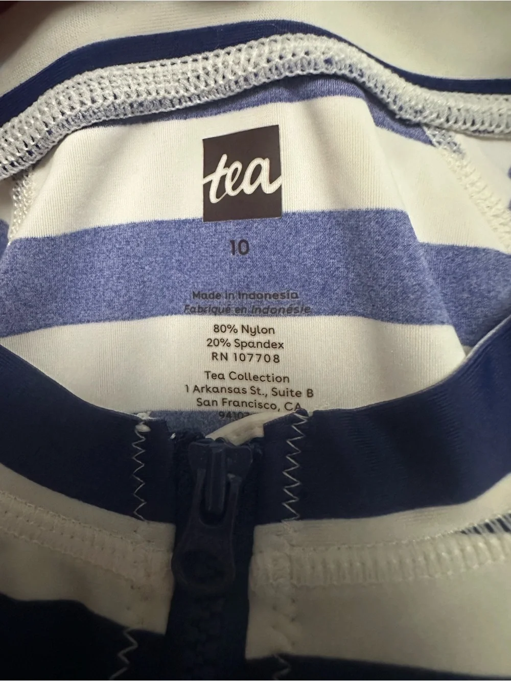 Tea Collection Blue White Stripe 1/4 zip Long Sleeve Rash Guard Size 10 Boy/Girl